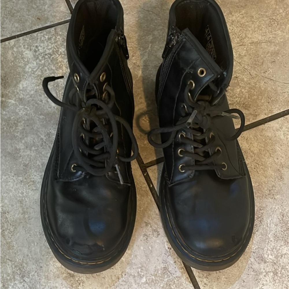 Dr. Martens Black Kids Boots